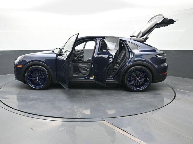 New 2026 Porsche Cayenne Turbo GT image 30