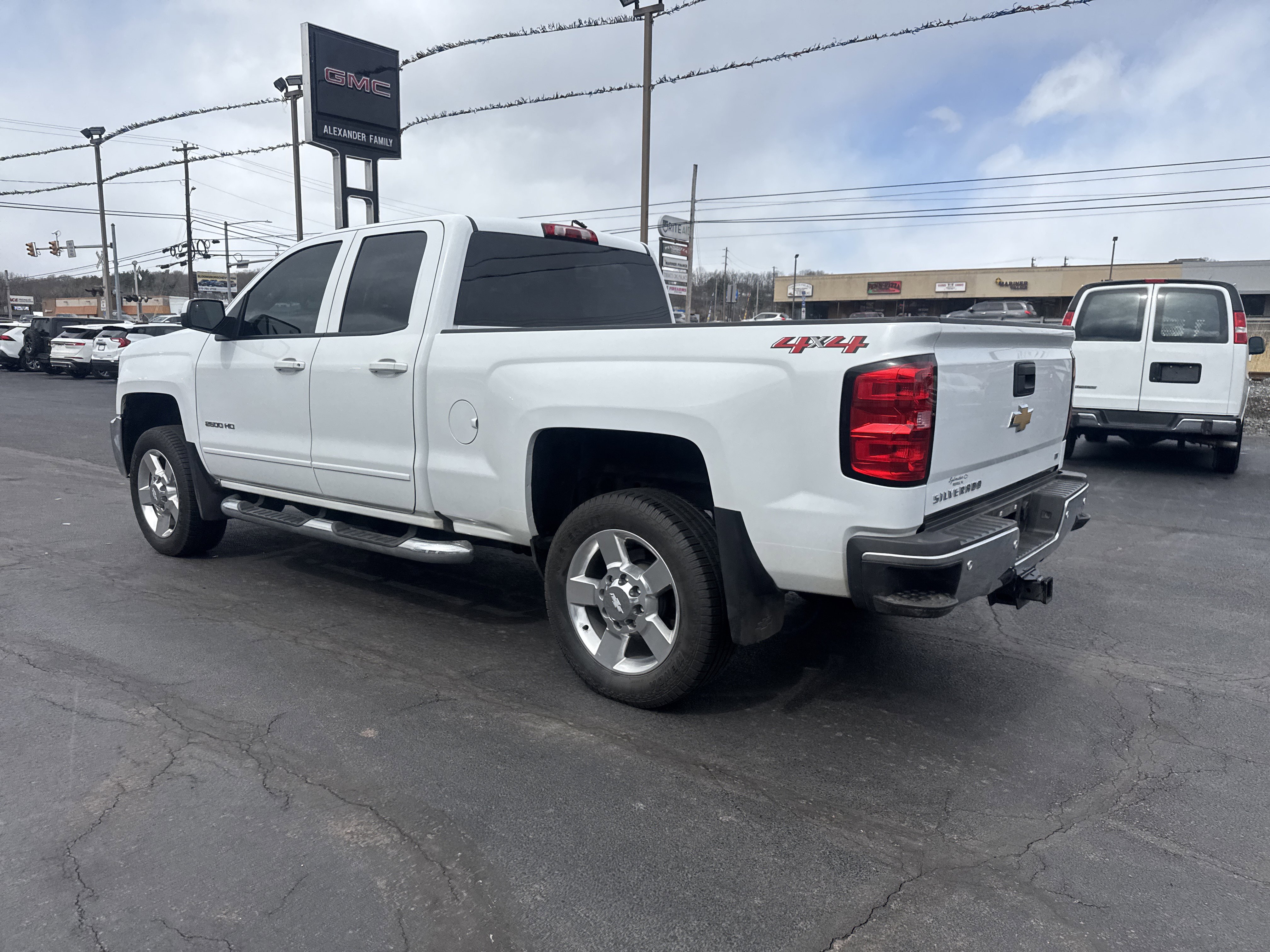 Used 2018 Chevrolet Silverado 2500 LT w/ All Star Edition image 6