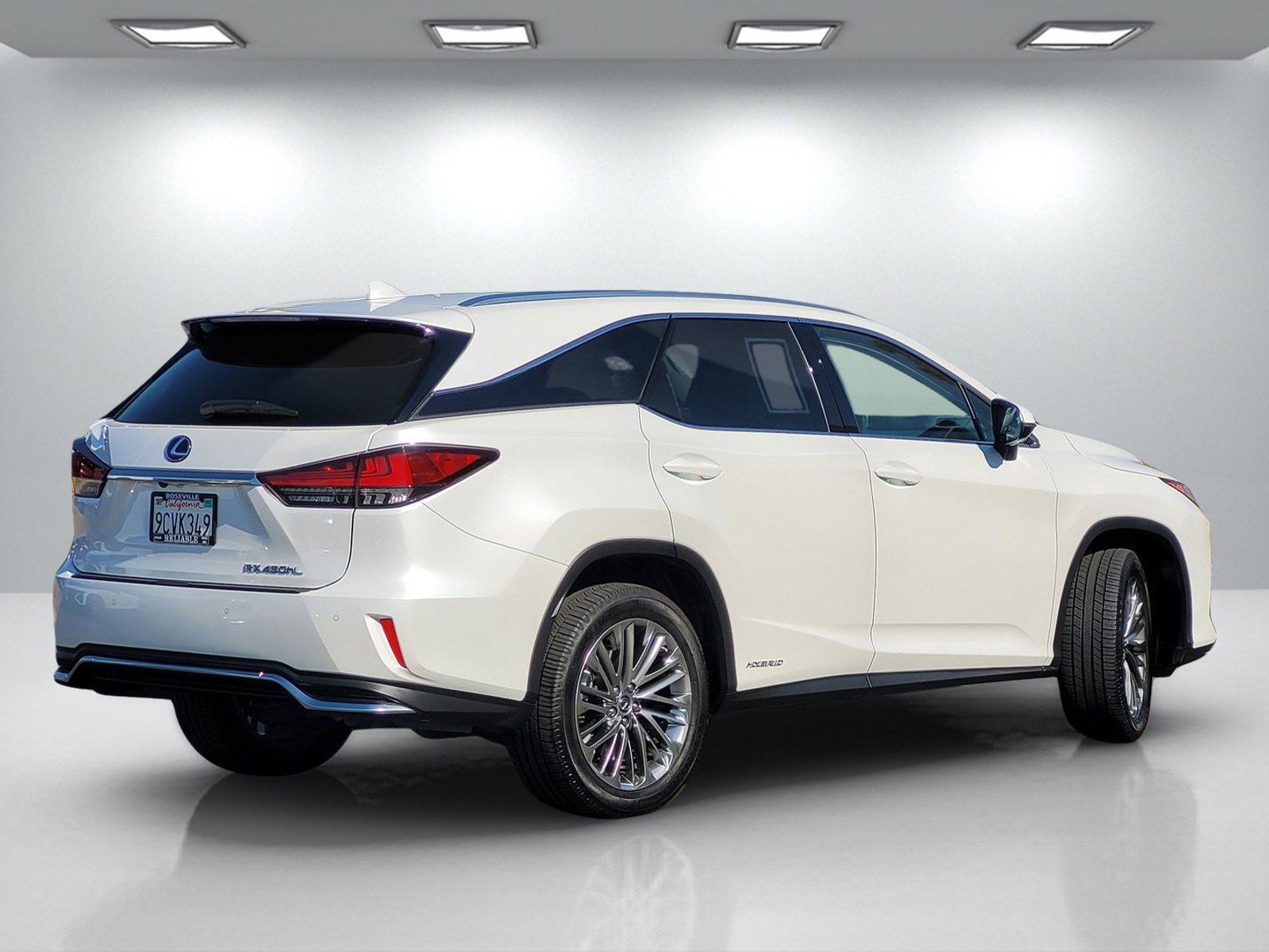 Used 2022 Lexus RX 450hL Luxury w/ Cold Area Package (CT) AWD/4WD image 4