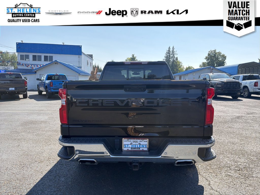 Used 2023 Chevrolet Silverado 1500 LTZ w/ LTZ Premium Package AWD/4WD image 5