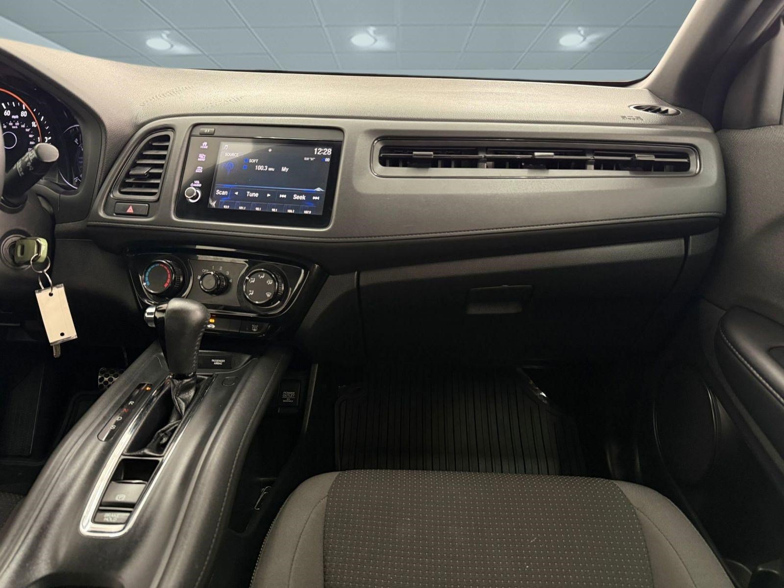 Used 2019 Honda HR-V Sport image 26