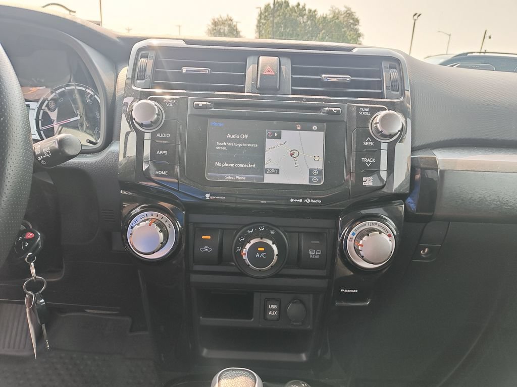 Used 2019 Toyota 4Runner TRD Off-Road AWD/4WD image 20