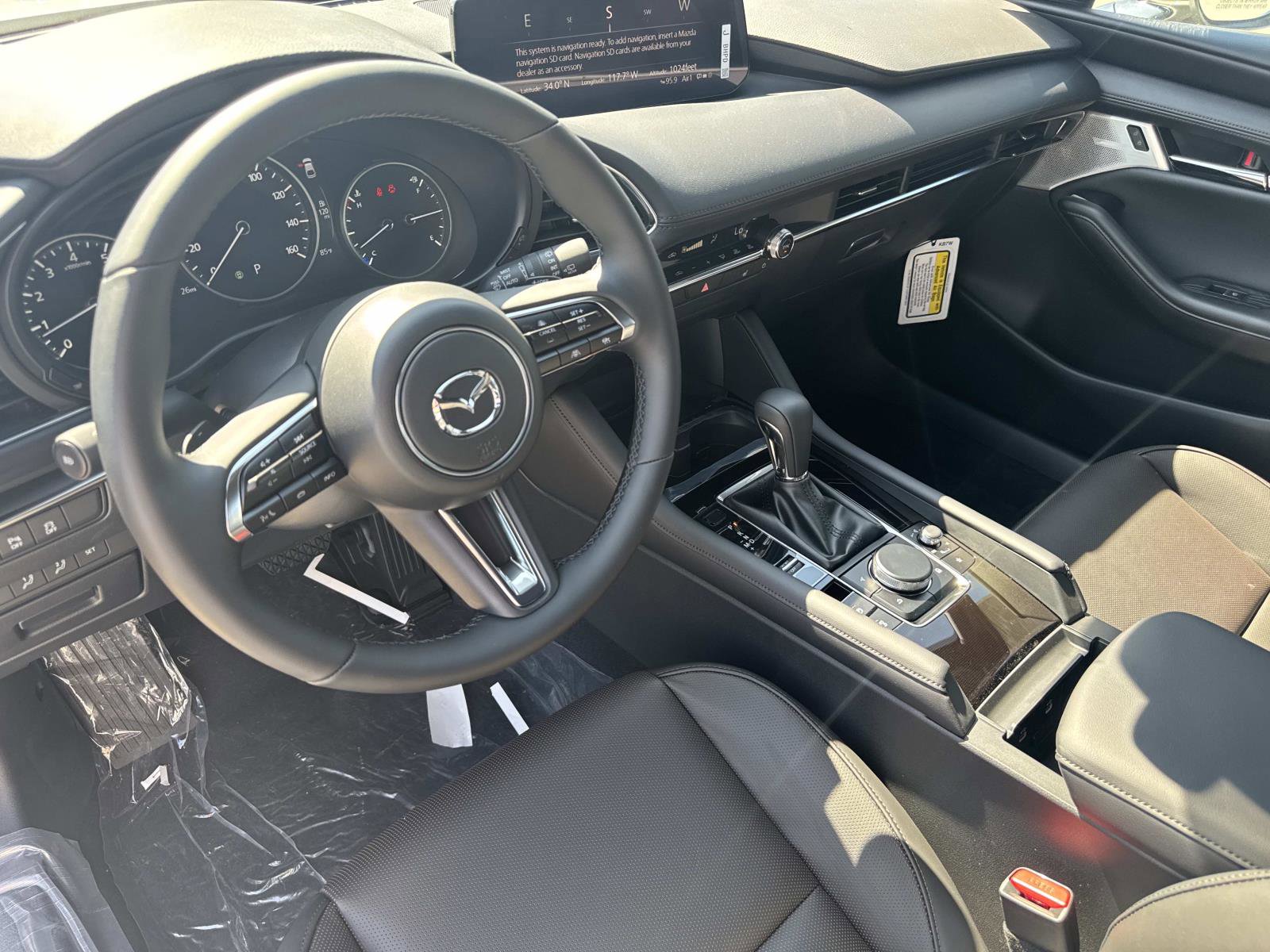 New 2026 MAZDA MAZDA3 Hatchback w/Premium Plus Pkg image 7