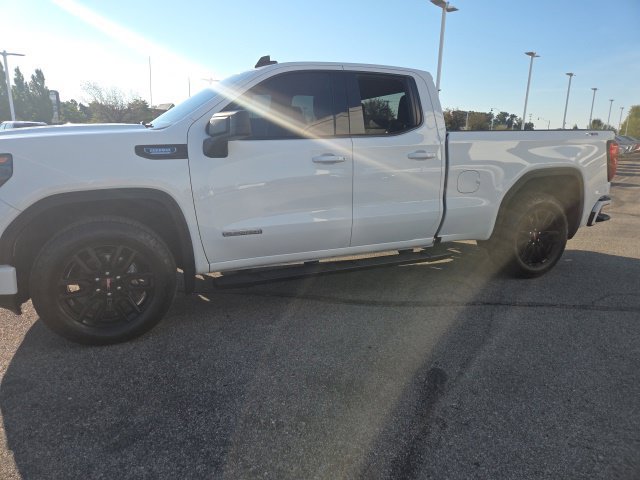 Used 2022 GMC Sierra 1500 Elevation w/ X31 Off-Road Package AWD/4WD image 10