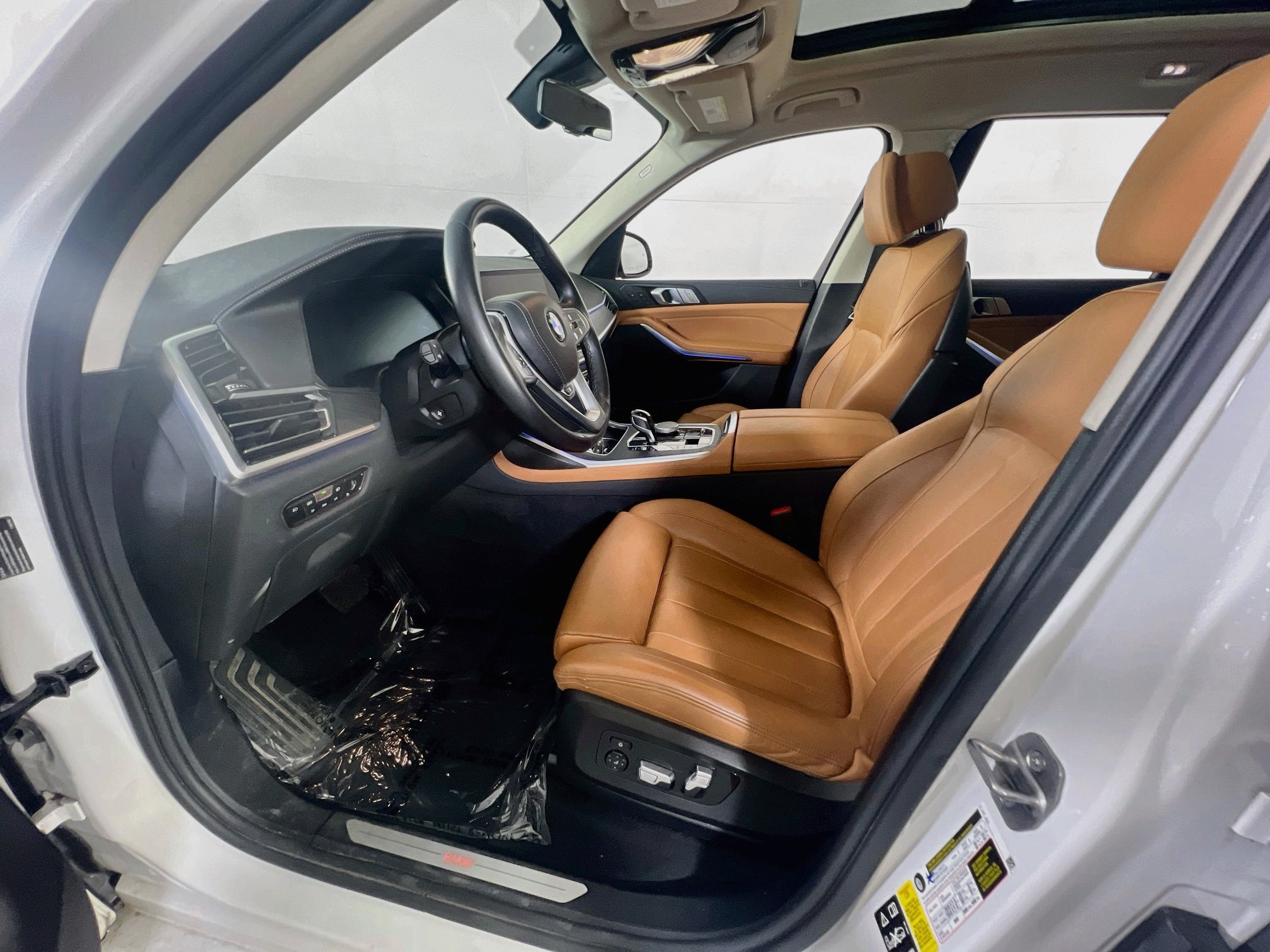 Used 2022 BMW X7 xDrive40i w/ Premium Package AWD/4WD image 21