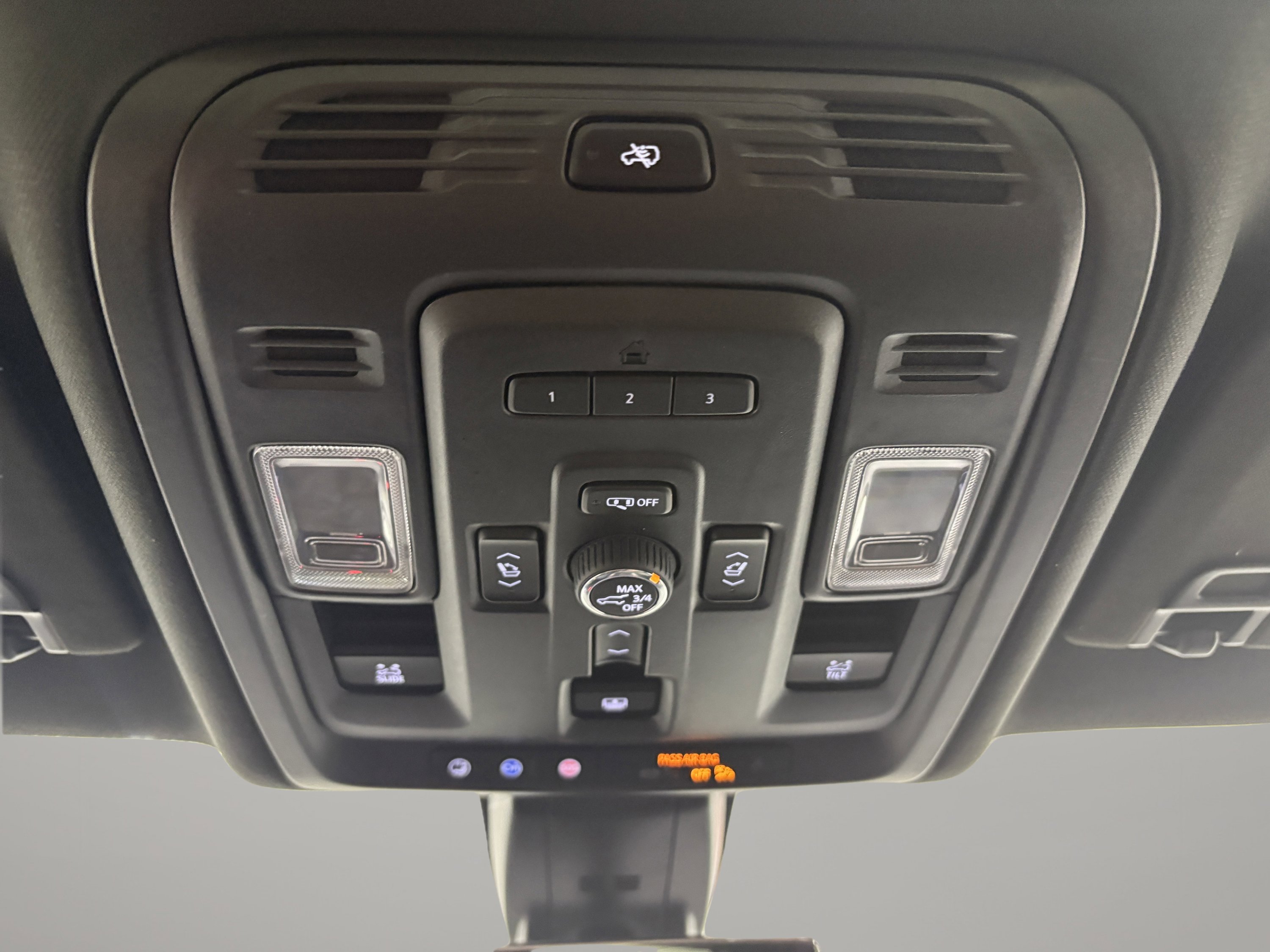 Used 2021 GMC Yukon XL Denali w/ Denali Premium Package image 35