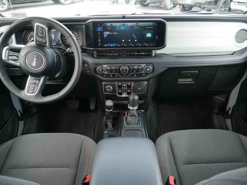 Certified 2024 Jeep Wrangler Unlimited Sahara AWD/4WD image 5