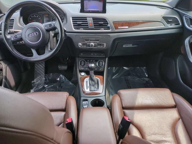 Used 2018 Audi Q3 2.0T Premium Plus w/ Premium Plus Package AWD/4WD image 25
