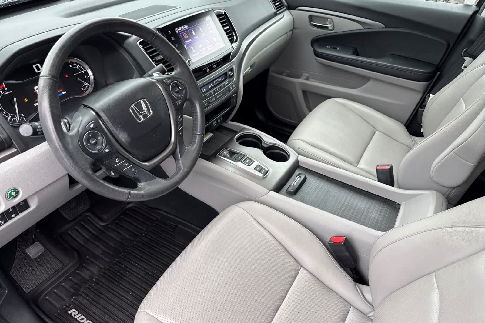 Used 2023 Honda Ridgeline RTL-E image 9