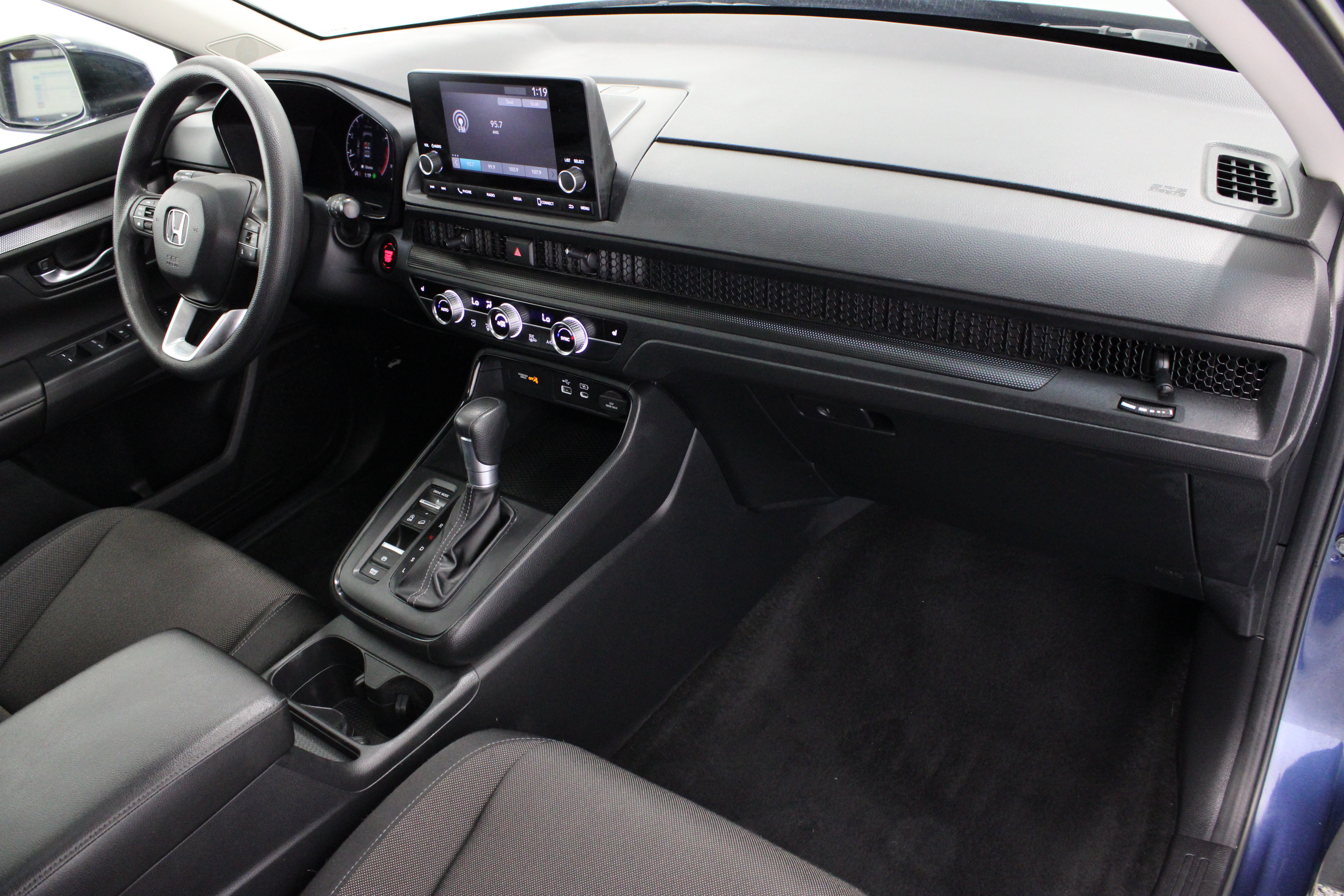 Used 2025 Honda CR-V EX image 37