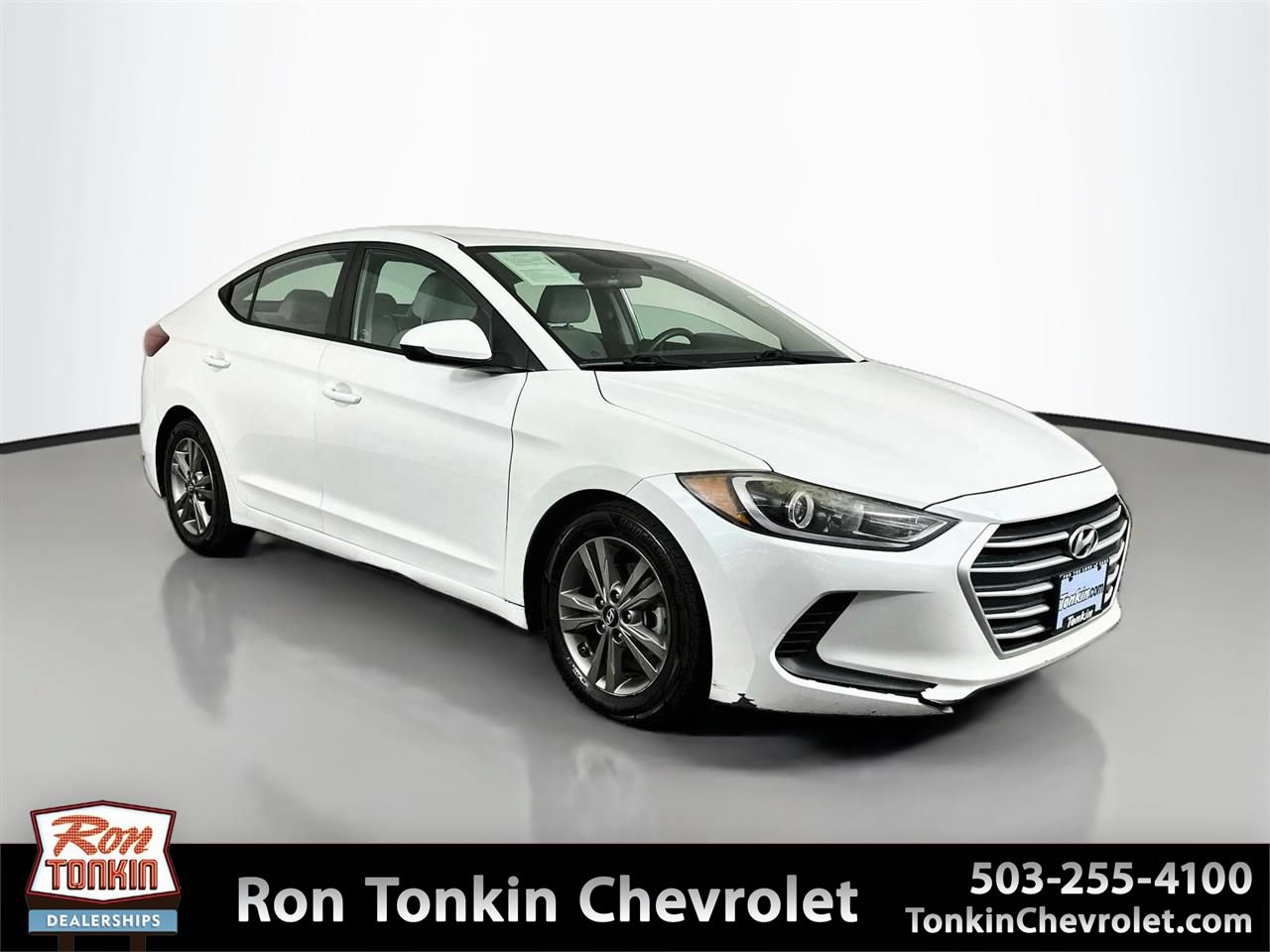 Used 2017 Hyundai Elantra SE FWD image 1