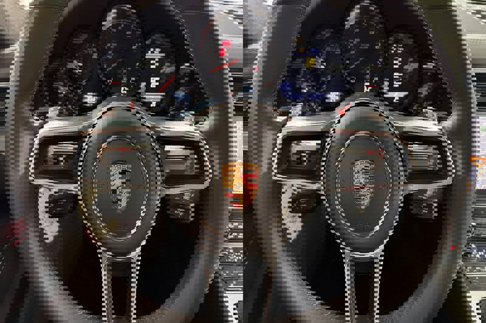 Used 2018 Porsche 911 Carrera image 23