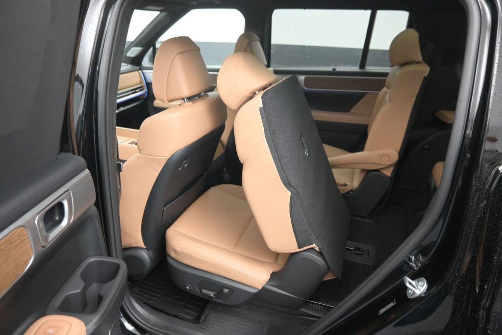 New 2027 Hyundai Santa Fe Calligraphy AWD/4WD image 30