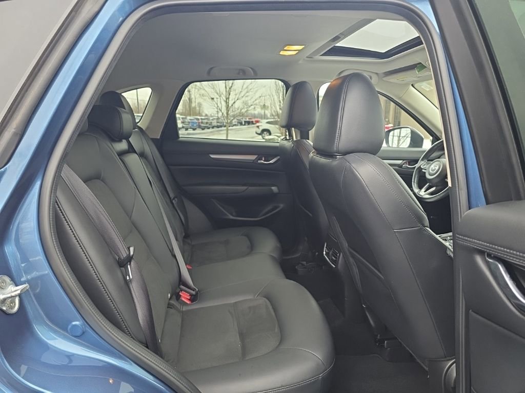 Used 2020 MAZDA CX-5 Touring image 40