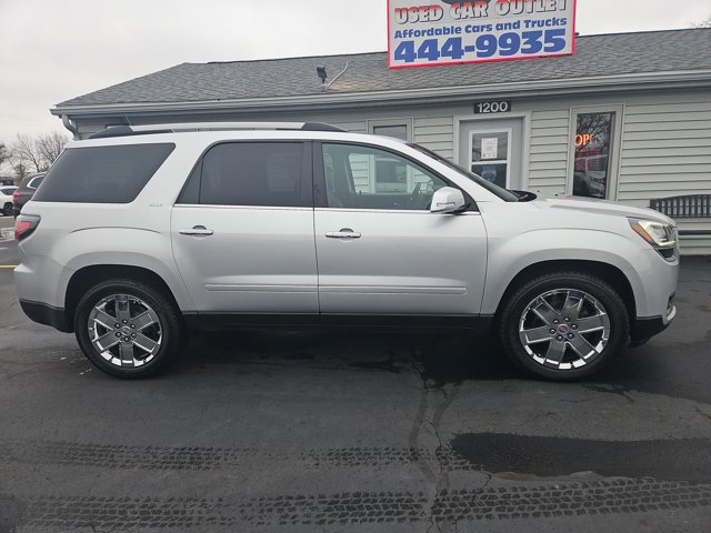 Used 2017 GMC Acadia Limited SLT image 2