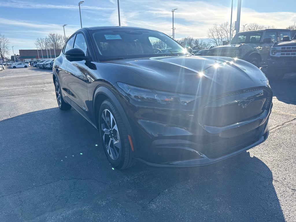 Used 2025 Ford Mustang Mach-E Select w/ Comfort Package Lite image 4