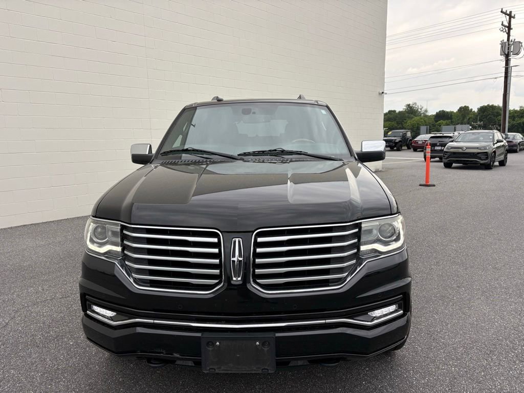 Used 2016 Lincoln Navigator L Select AWD/4WD image 9