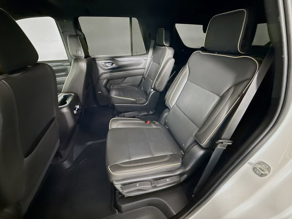 Used 2022 GMC Yukon SLT w/ SLT Luxury Package RWD image 25