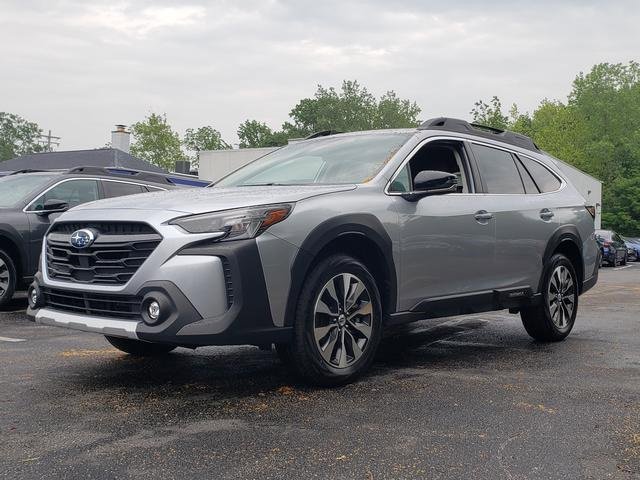 Used 2024 Subaru Outback Limited image 8