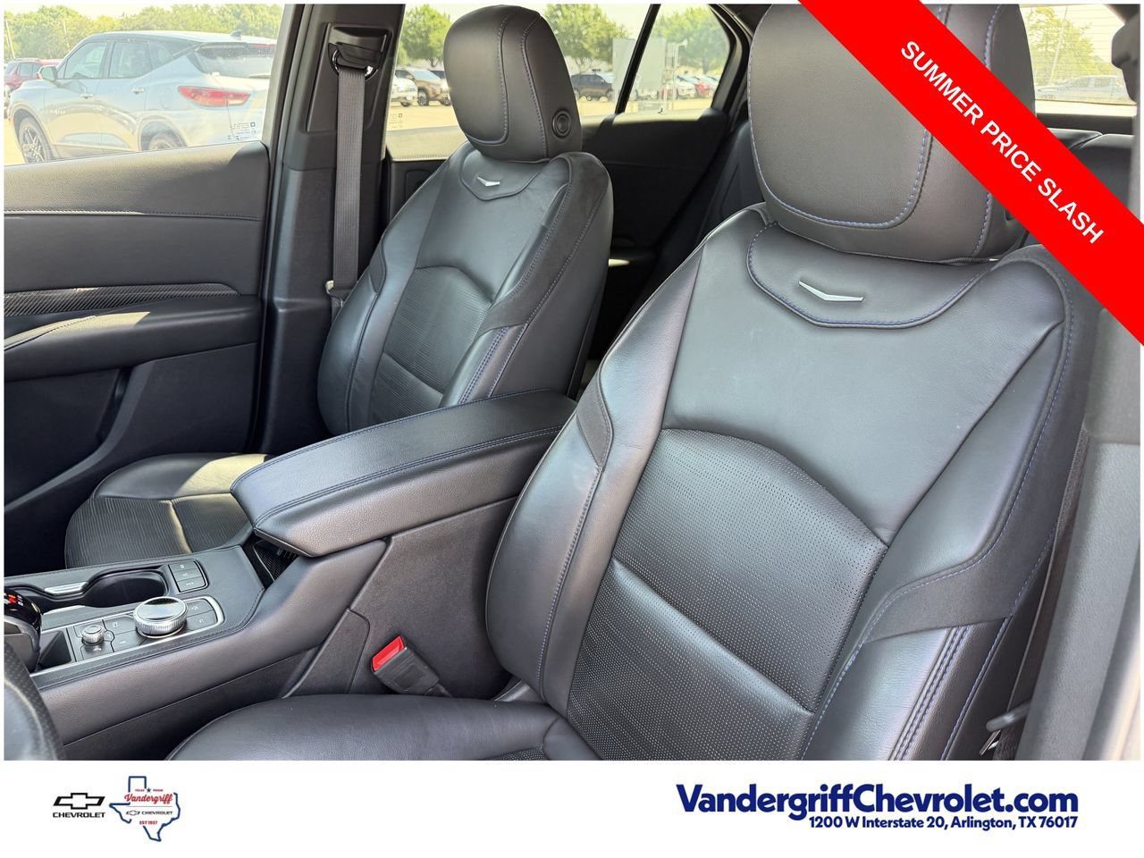 Used 2025 Cadillac XT4 Sport FWD image 23