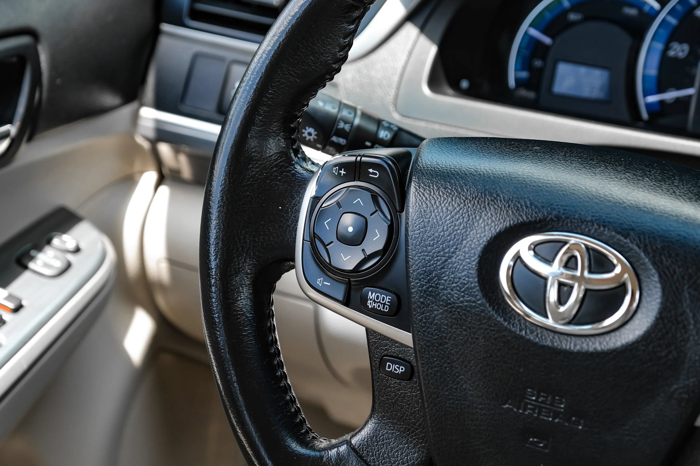 Used 2013 Toyota Camry XLE FWD image 18