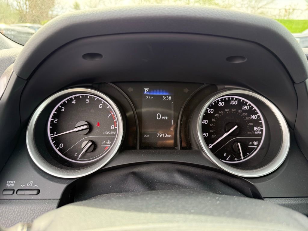 Used 2024 Toyota Camry LE FWD image 8