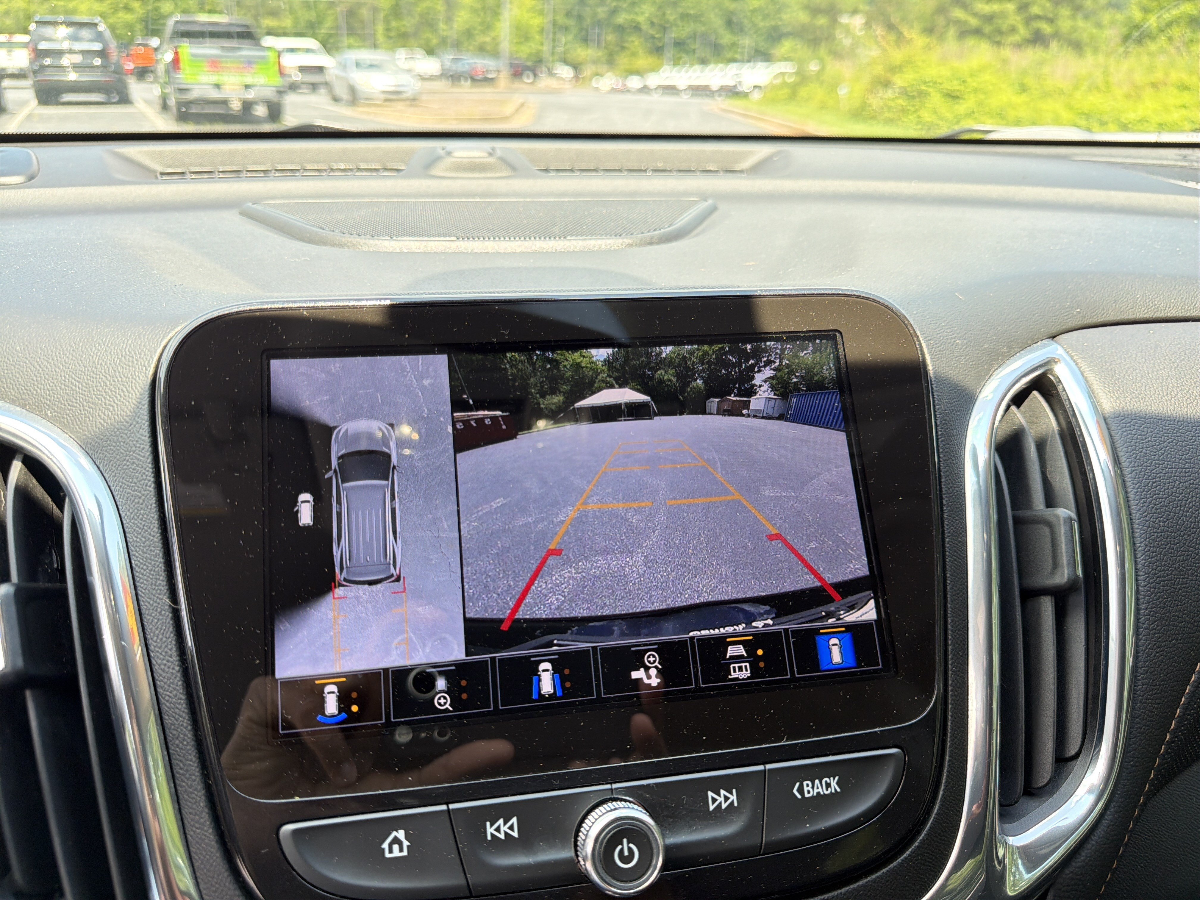 Used 2022 Chevrolet Equinox Premier FWD image 31