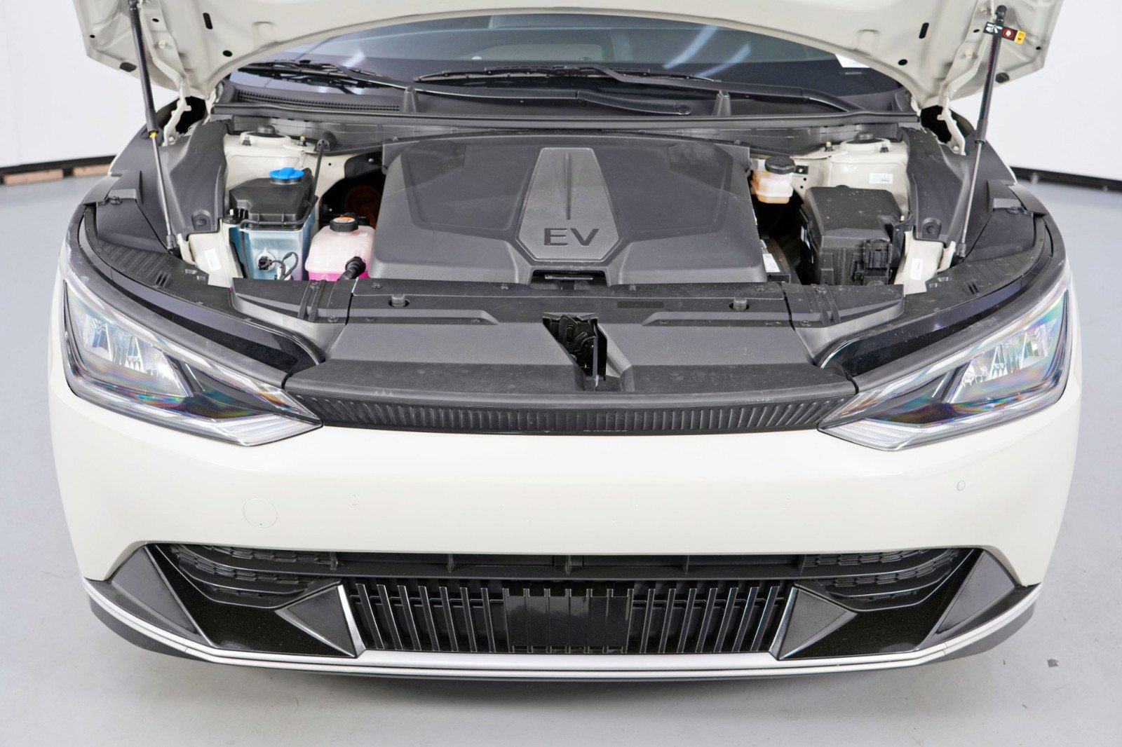 Used 2023 Kia EV6 Wind image 7