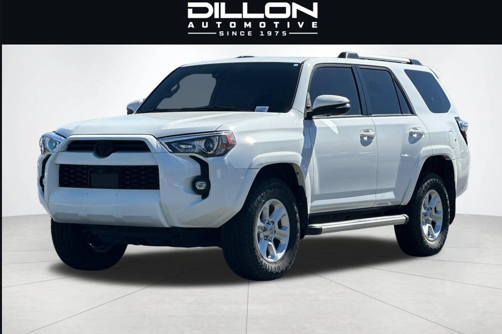 Used 2023 Toyota 4Runner SR5 Premium w/ Moonroof Package AWD/4WD image 8