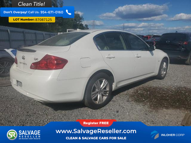 Used 2015 INFINITI Q40 AWD w/ Navigation Package image 4