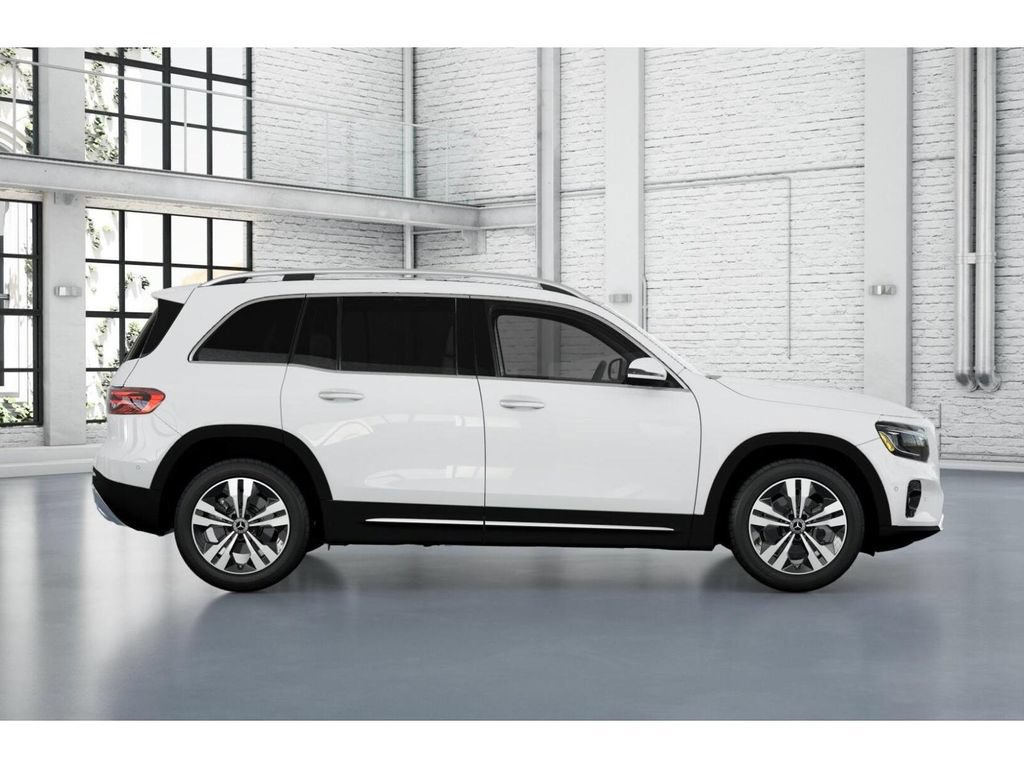 New 2026 Mercedes-Benz GLB 250 4MATIC image 2