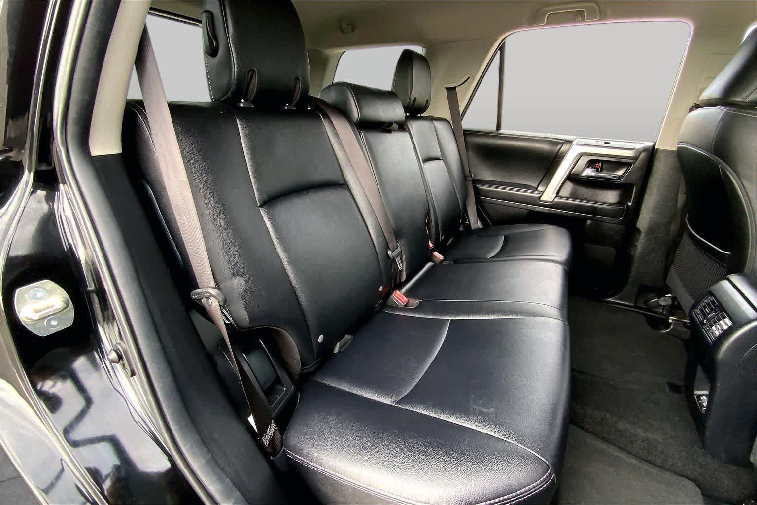Used 2022 Toyota 4Runner TRD Sport AWD/4WD image 19