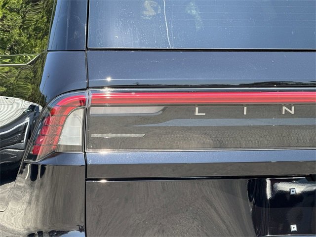 New 2025 Lincoln Navigator L Reserve image 10