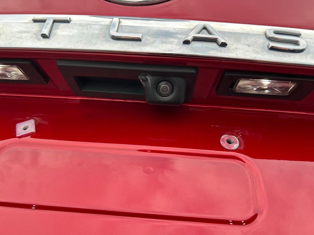 Used 2022 Volkswagen Atlas SE image 17