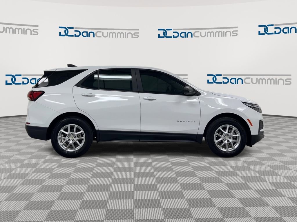 Used 2024 Chevrolet Equinox LS image 9