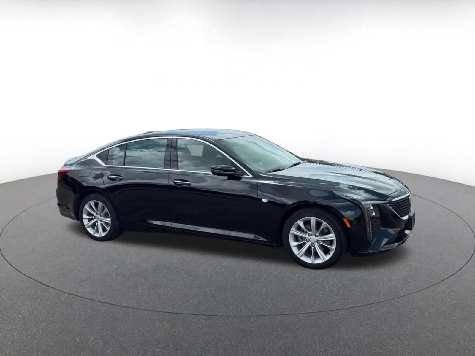 Used 2026 Cadillac CT5 Premium Luxury RWD image 2