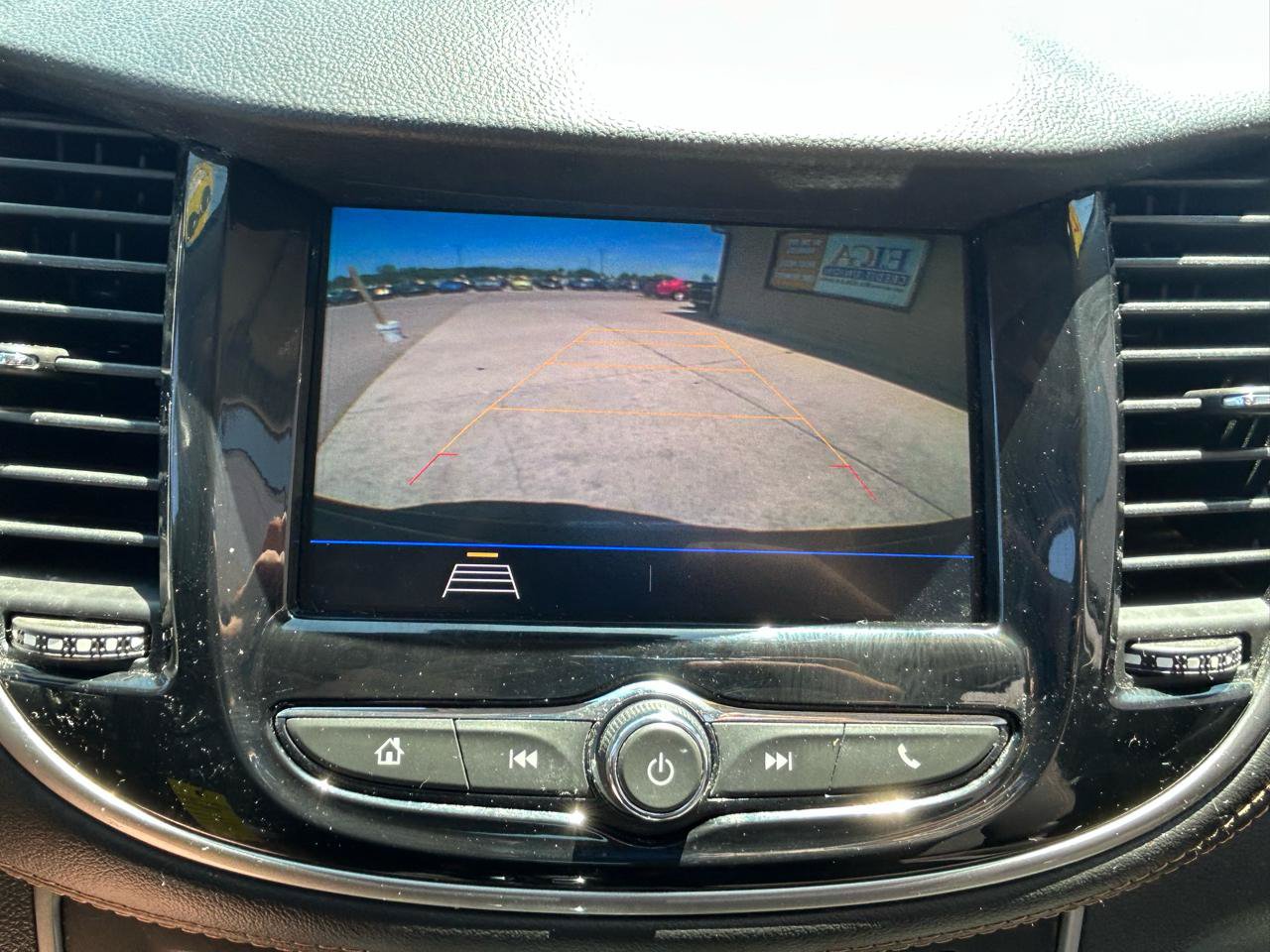 Used 2020 Chevrolet Trax LS AWD/4WD image 22