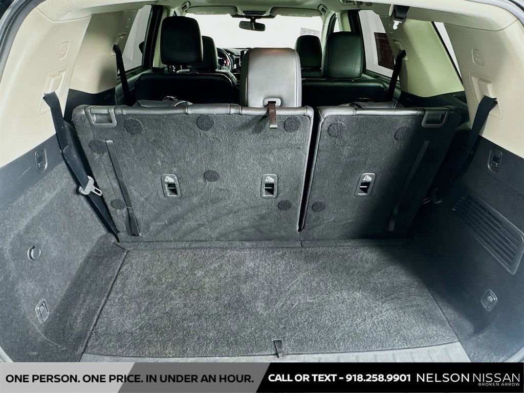 Certified 2022 Nissan Pathfinder Platinum w/ Lighting Package (N93) image 28