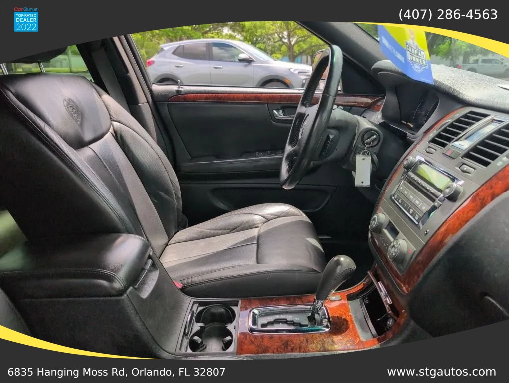 Used 2007 Cadillac DTS w/ Trunk Convenience Package FWD image 26