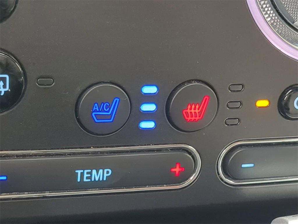 Used 2018 Ford Explorer Limited image 21