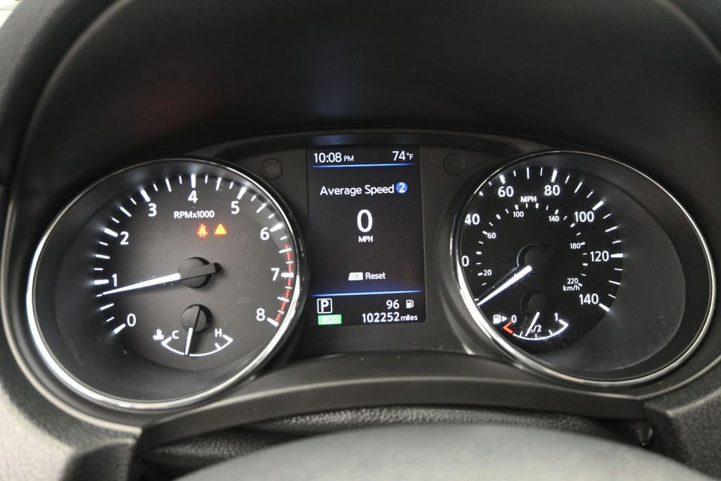 Used 2018 Nissan Rogue SV AWD/4WD image 16
