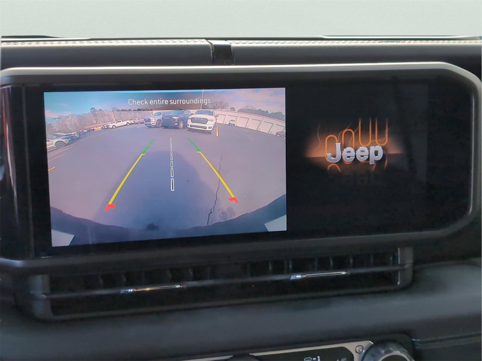Used 2024 Jeep Wrangler Unlimited Rubicon image 19