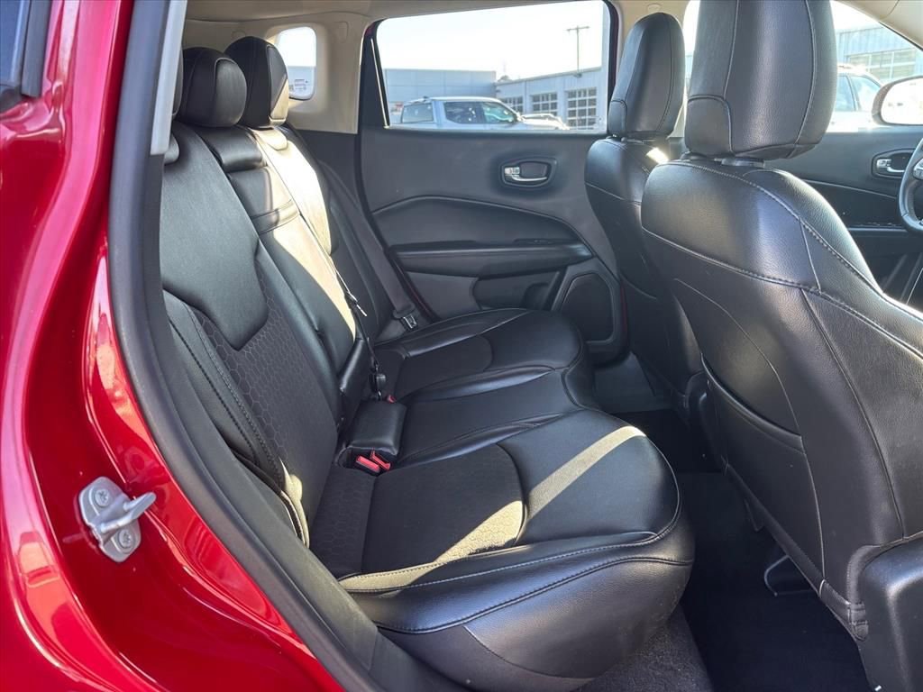 Used 2020 Jeep Compass Altitude image 10