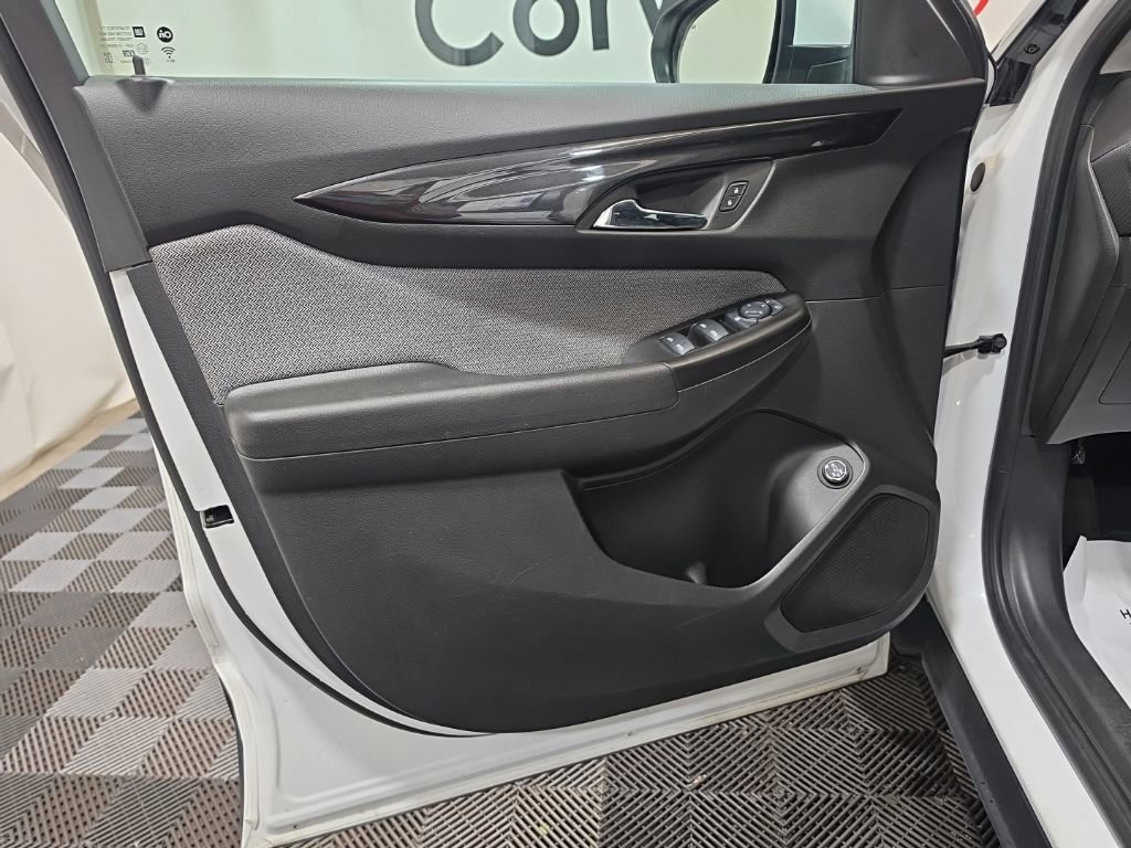 Used 2024 Chevrolet TrailBlazer LT w/ Convenience Package image 24