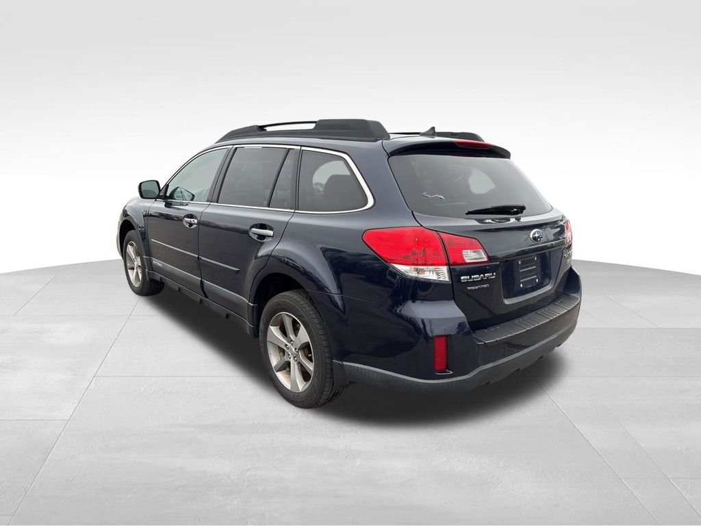 Used 2014 Subaru Outback 3.6R Limited image 17