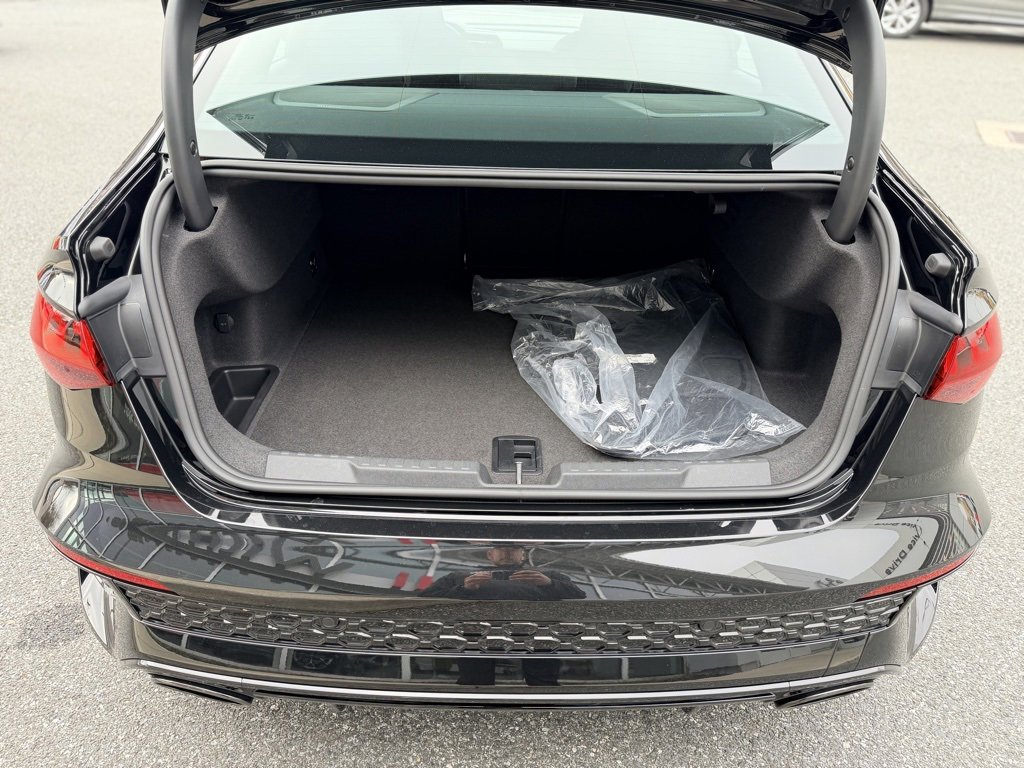 Used 2024 Audi RS 3 image 17