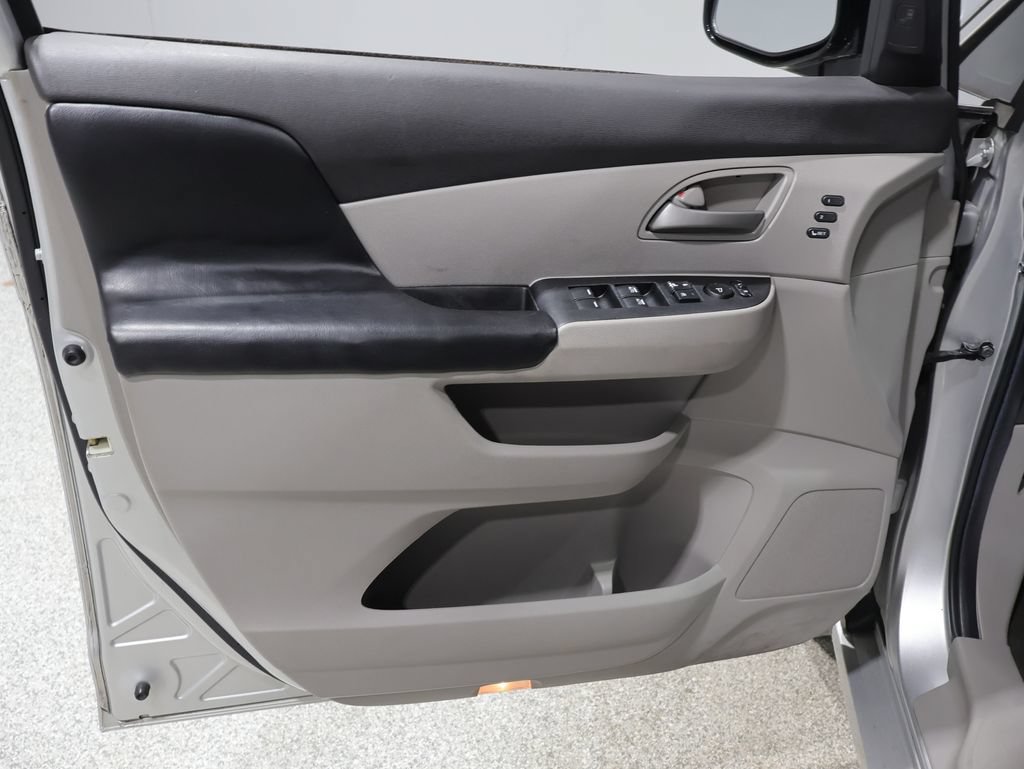 Used 2012 Honda Odyssey Touring image 13