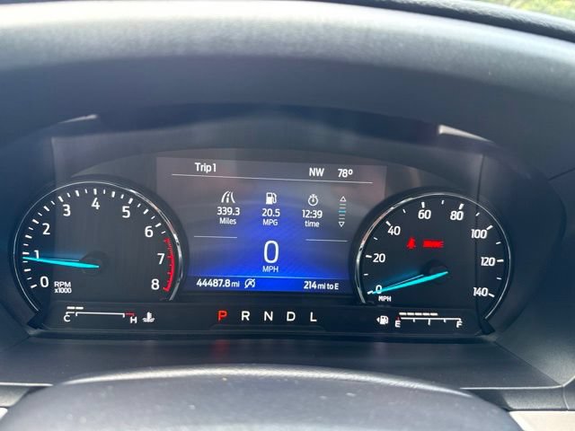 Used 2023 Ford Explorer XLT w/ Equipment Group 202A AWD/4WD image 15