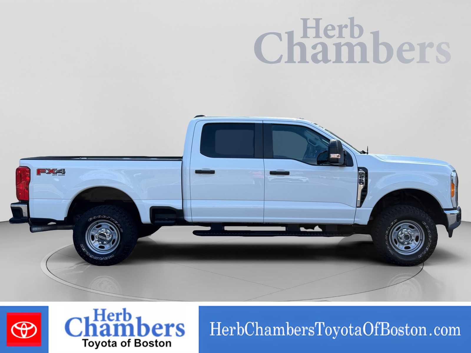 Used 2023 Ford F250 XL w/ XL Off-Road Package AWD/4WD image 10