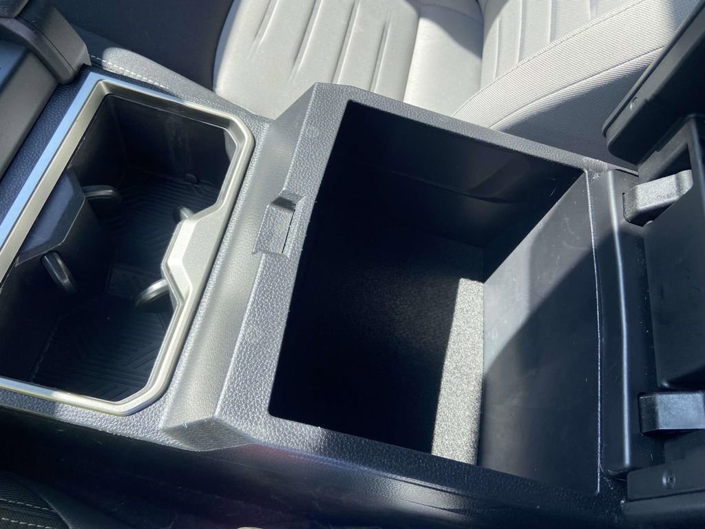 Used 2024 Toyota Tacoma TRD Sport image 28